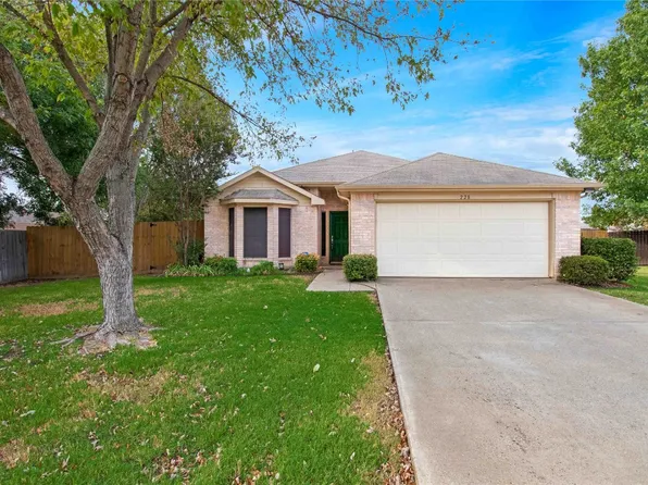 228 Colgate Dr, Forney, TX 75126