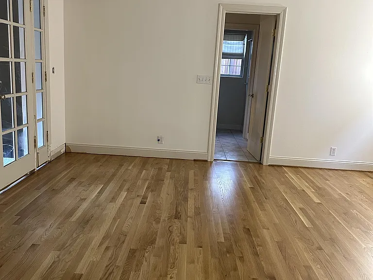 1069 Cherry Ave — Photo 18