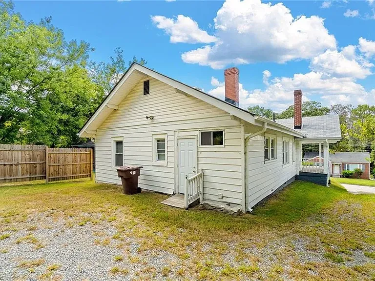 1203 Vance St — Photo 30