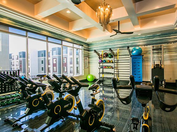 5th image of 8791 Alta Dr #2090