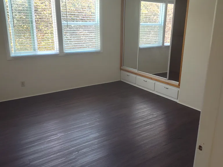 8122 Victoria Ave #B — Photo 3