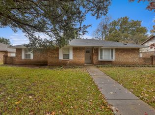 234 Robin Hill Ln, Duncanville, TX 75137