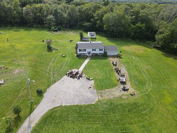 2nd image of 554 Sharps Lot Rd