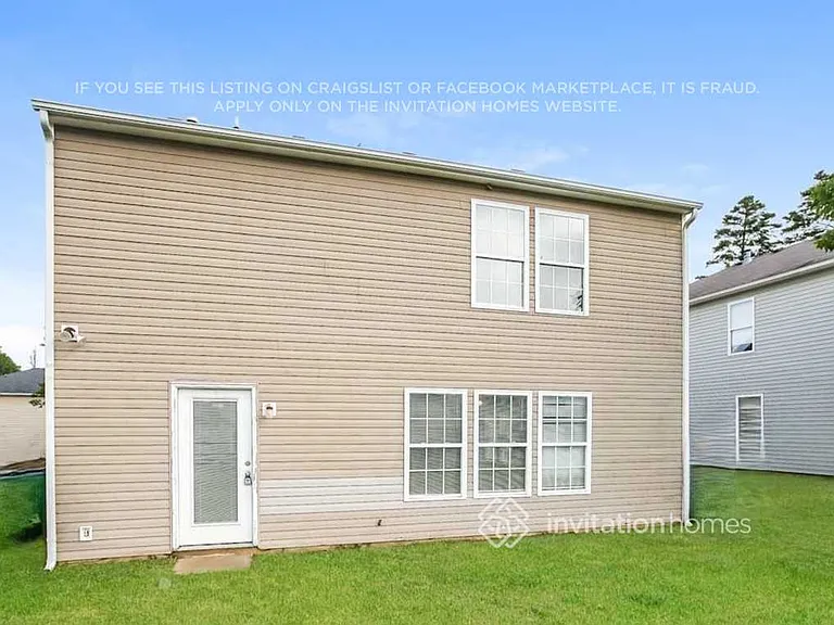 1915 Almond Hills Dr — Photo 16