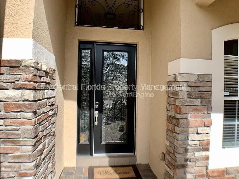 16127 Bristol Lake Cir — Photo 3