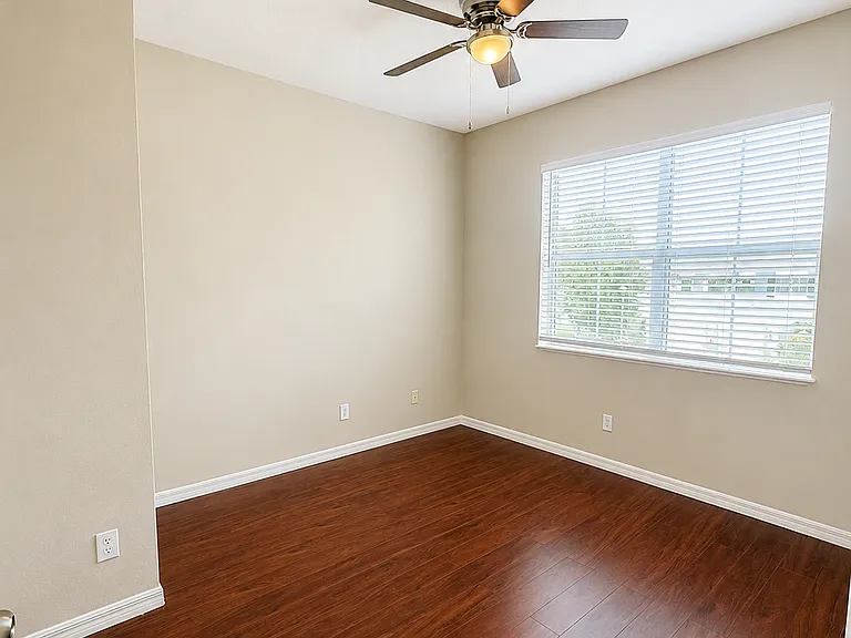 9420 Flowering Cottonwood Rd — Photo 8