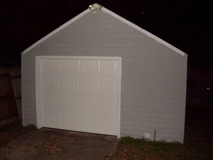 GARAGE