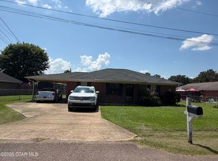 100 Millennium Dr, Aberdeen, MS 39730