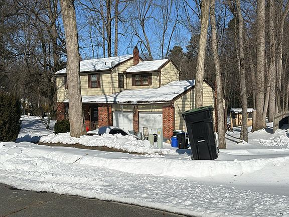 2nd image of 10 Mason Ct