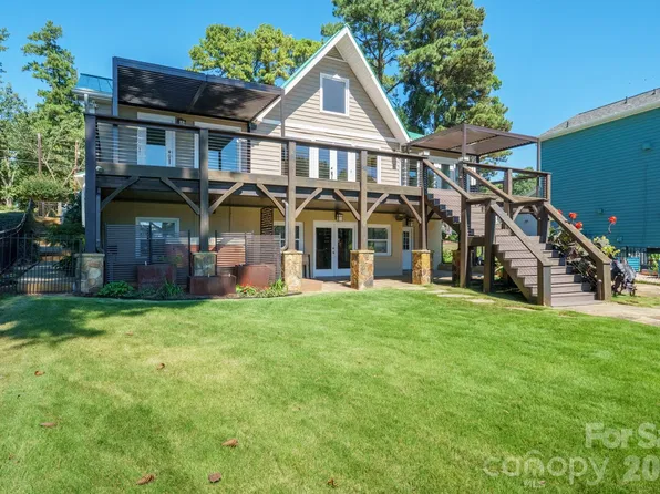 20919 Island Forest Dr, Cornelius, NC 28031