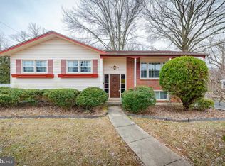 1414 Chapel Hill Dr, Rosedale, MD 21237