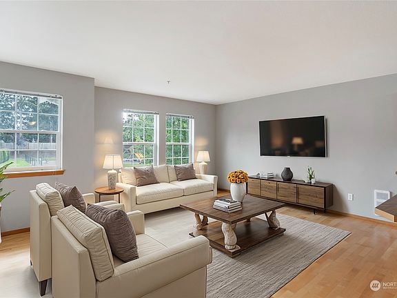 5th image of 10307 140th Street Ct E #6