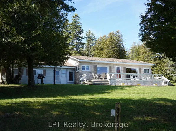 317 Isthmus Bay Rd, Northern Bruce Peninsula, ON N0H 1W0