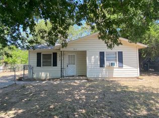 1813 Wayne St, Denton, TX 76209