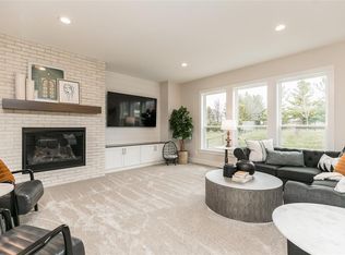 2794 Brookfield Dr, Marion, IA 52302