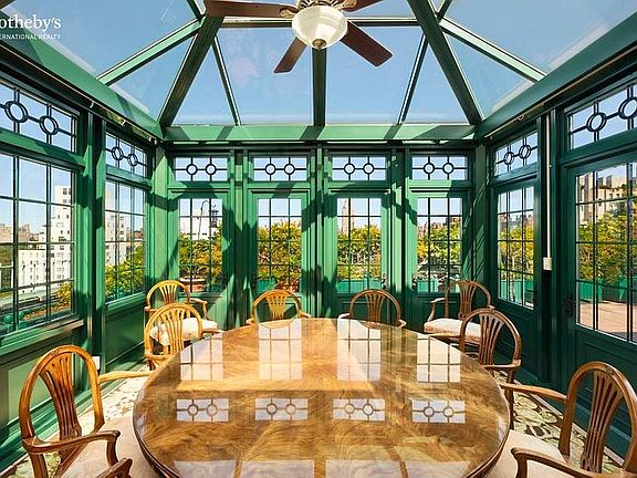 4th image of 15 E 69th St Unit Penthouse