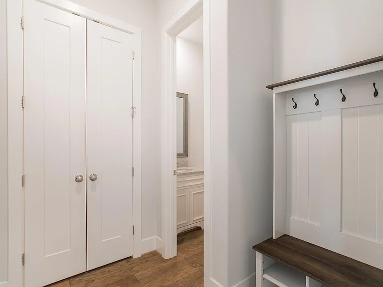 16 Clearview Terrace Pl — Photo 8