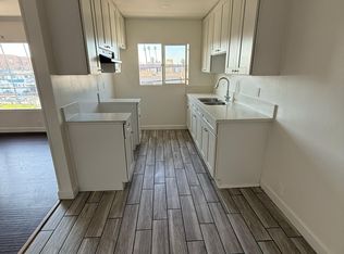 4005 W 1st St APT 14, Los Angeles, CA 90004