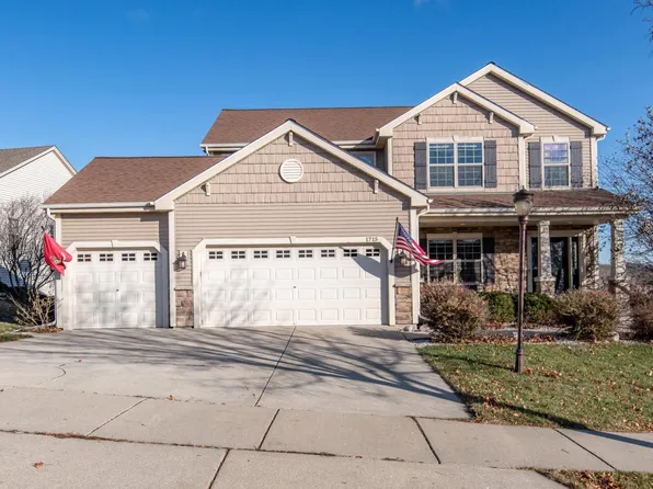 1715 Glacier Ridge ROAD, Waukesha, WI 53188
