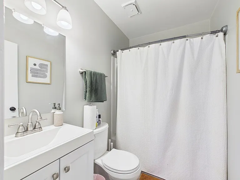 3114 Glenoa Rd — Photo 11