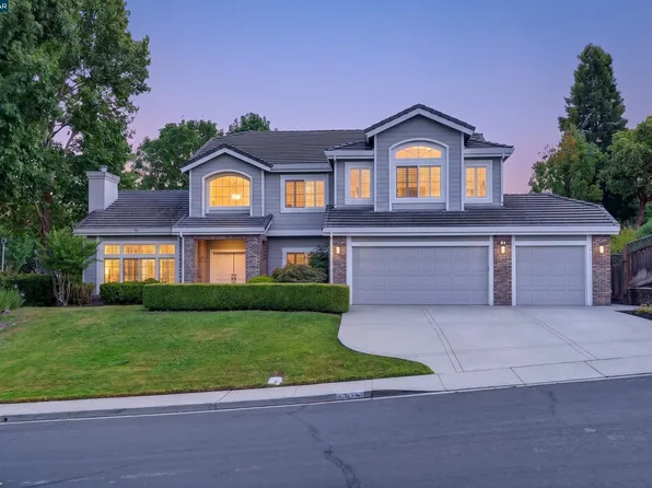 81 Monza Ct, Danville, CA 94526