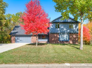 8912 Dandy Creek Dr, Indianapolis, IN