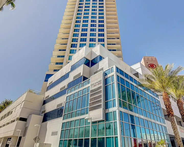2700 Las Vegas Blvd S #3706 — Photo 23