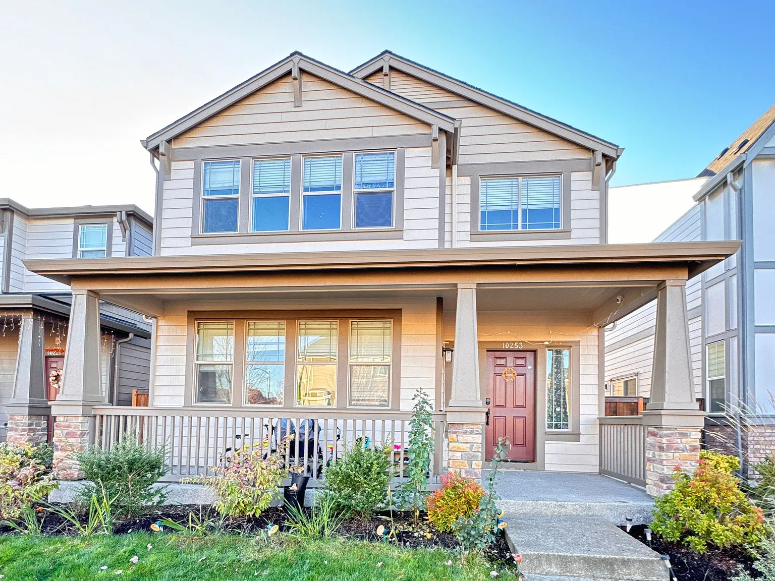 4 bed, 1837 sqft, $2,599 — Photo 1