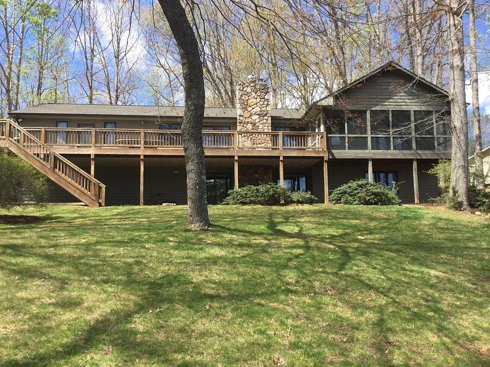 1st image of 152 Leeward Dr
