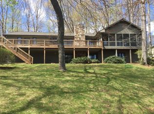 152 Leeward Dr, Moneta, VA 24121