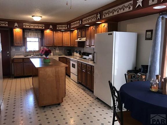 2nd image of 709 Lois Ln