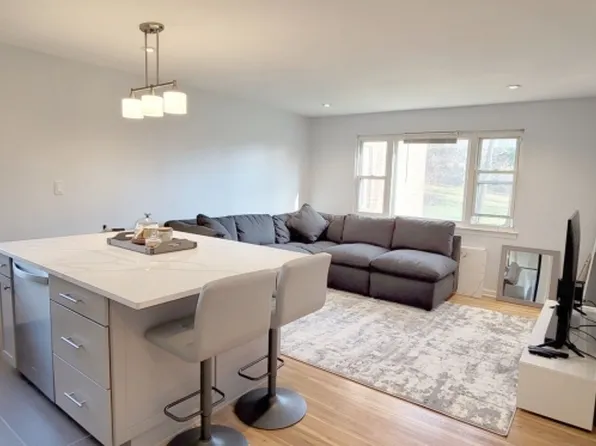 300 Wilson Rd APT 22B, Springfield, NJ 07081