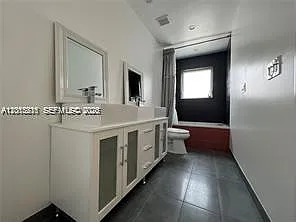 250 SW 19th Rd — Photo 6