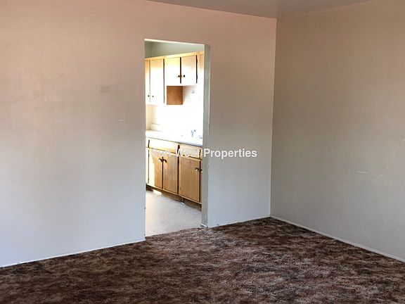 5th image of 605 N Orchard Ave APT A