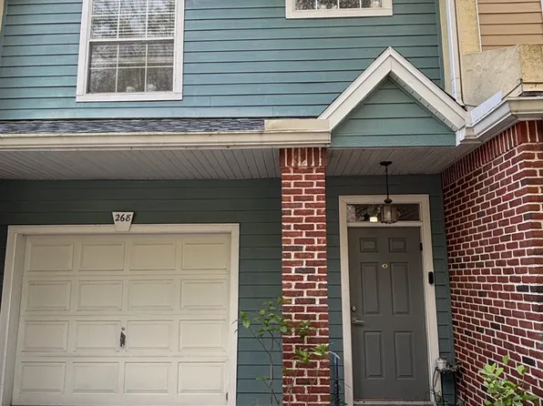268 NW 50th Blvd #1, Gainesville, FL 32607