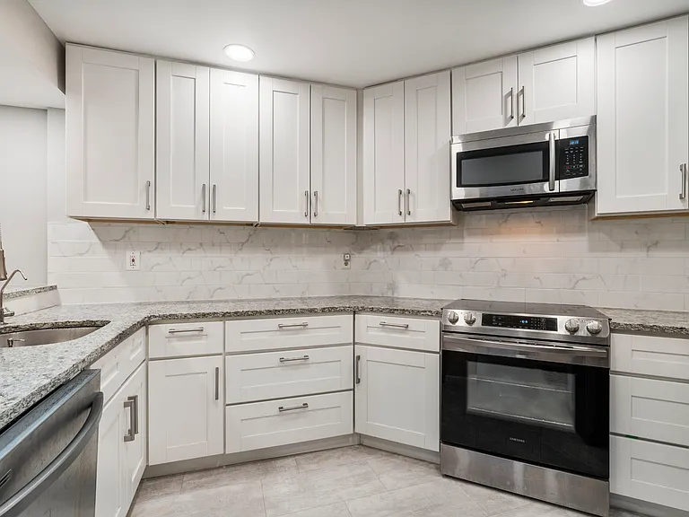 223 Village Circle Dr #223 — Photo 6