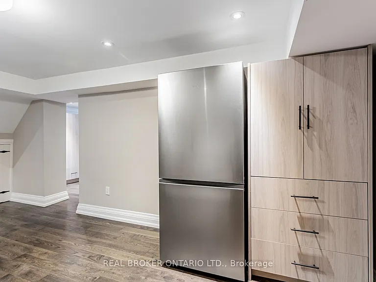 47 Highgate Rd #B — Photo 13
