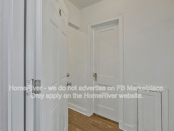 3rd image of 515 Franklin St NE APT 2