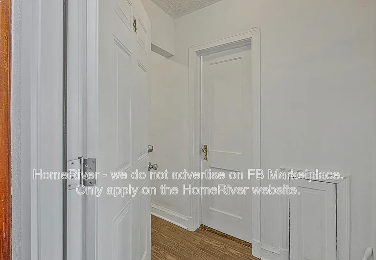 515 Franklin St NE #2 — Photo 3