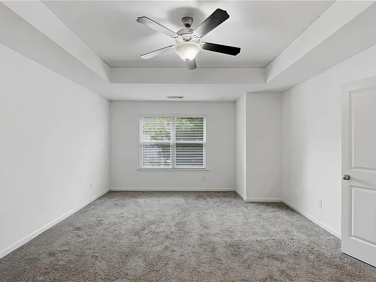 4987 Longview Walk — Photo 13