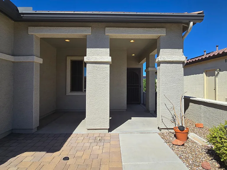 17520 W Fairview St — Photo 5