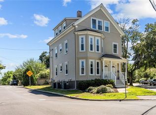 309 Highland Ave, Providence, RI 02906