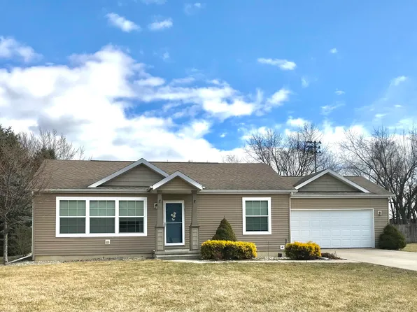 101 Field St, White Pigeon, MI 49099
