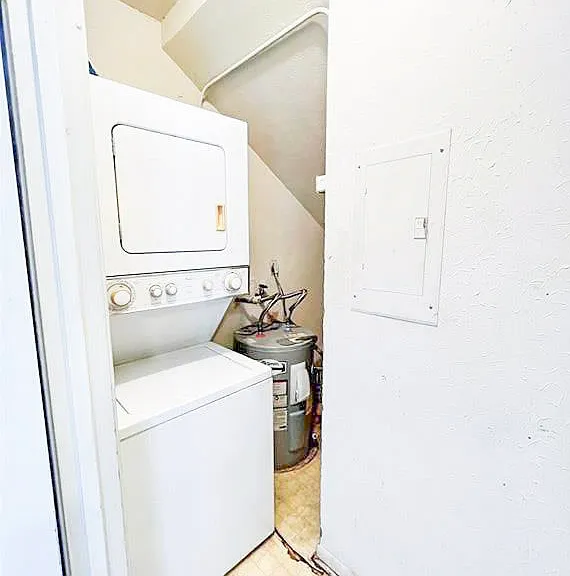 1910 Barak Ln #18 — Photo 3