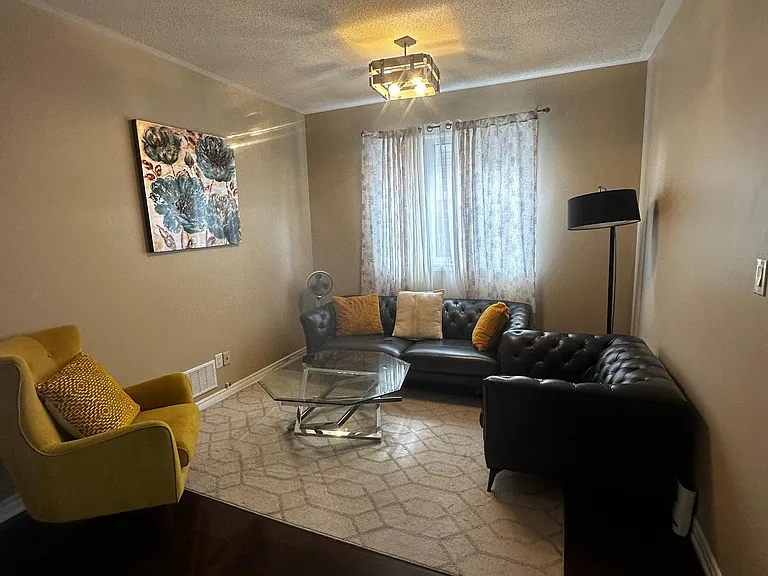 326 Chandler Cres #UPPER — Photo 4