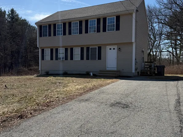 1026 Hildreth St Floor 2, Dracut, MA 01826