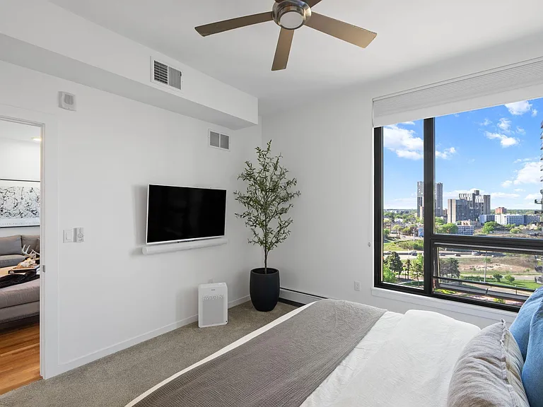 1240 S 2nd St #1025 — Photo 16