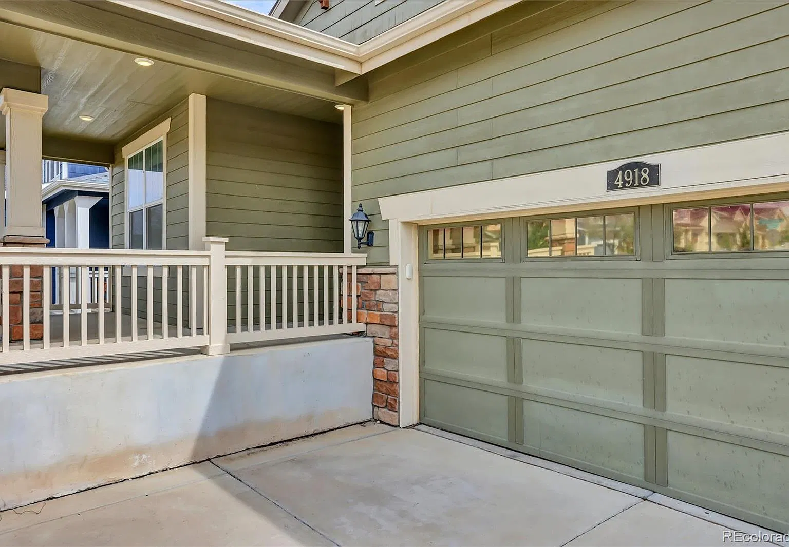 3 bed, 2.0 bath, 1724 sqft, $3,000 — Photo 4