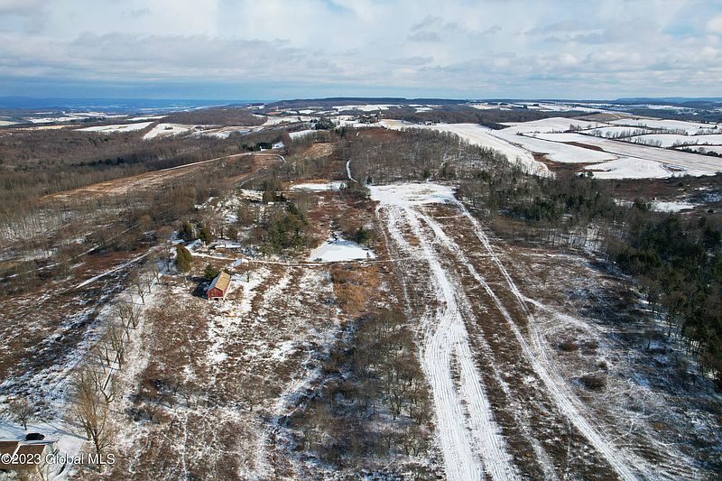 4th image of 70 Robinson Road Lot B
