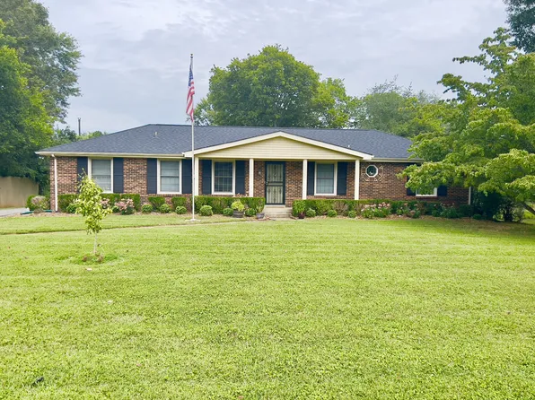 2176 Allendale Dr, Clarksville, TN 37043